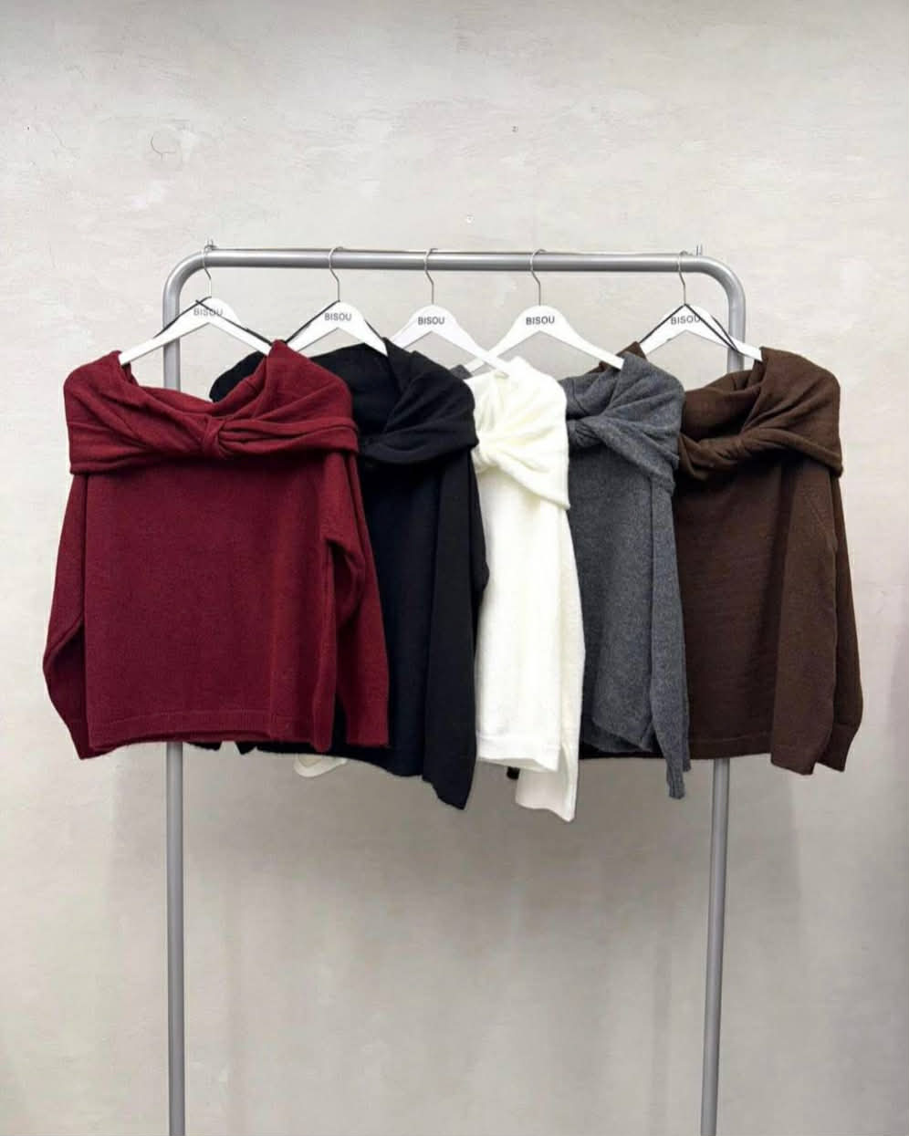 Of Shoulder Wool Wide Blouse