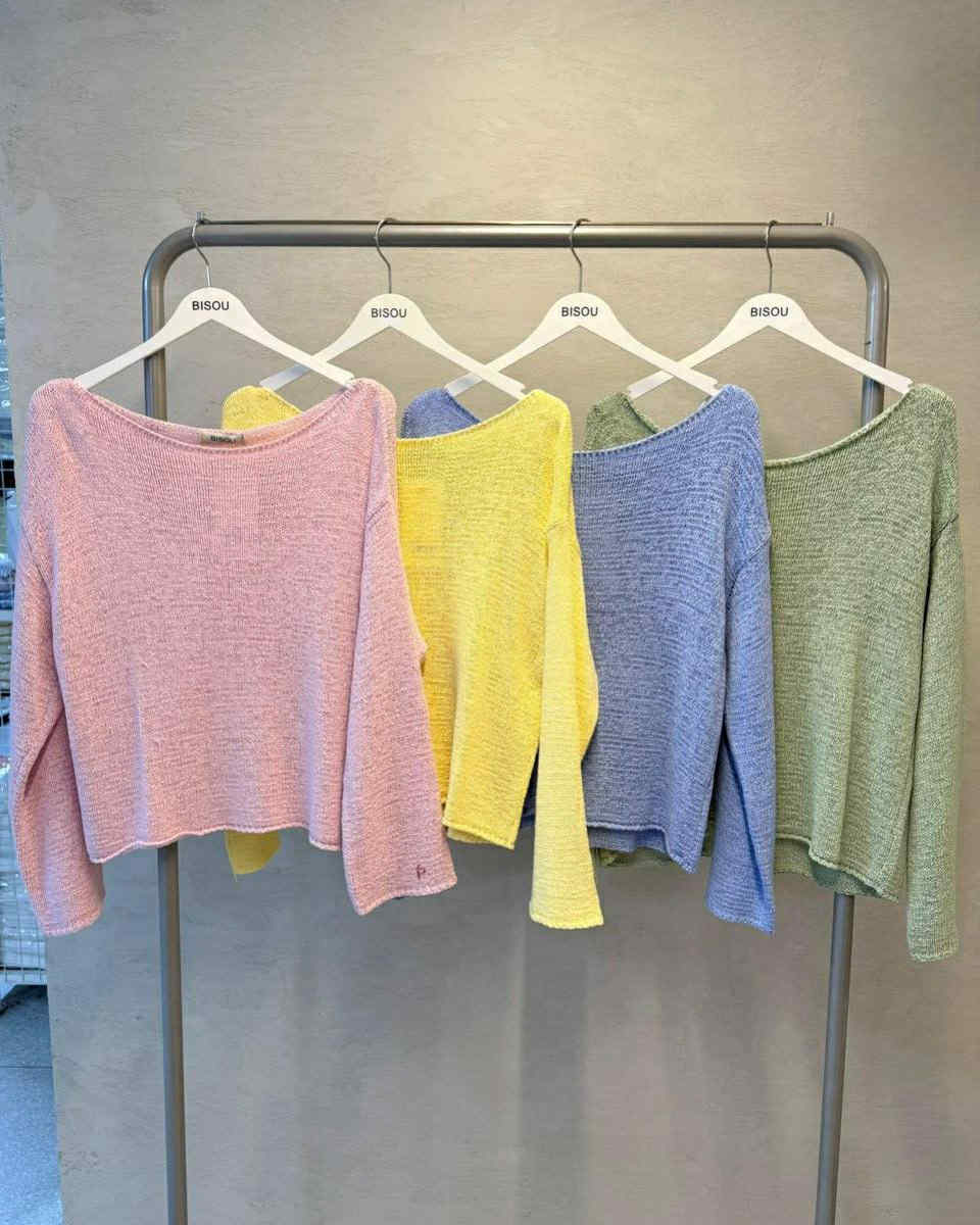 Soft Wool Wide Blouse