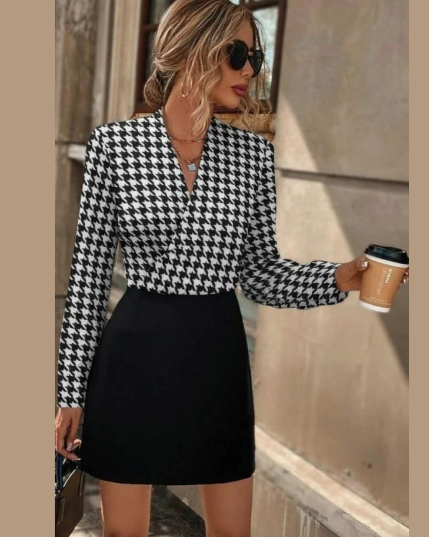 Two Colors V-Neck Short Dress