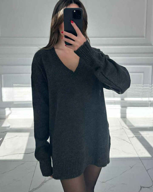 Simple Wool V-Neck Blouse