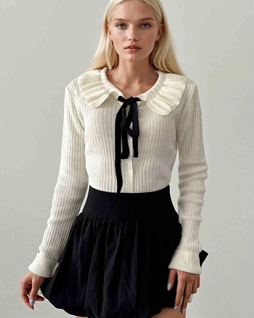 Stripped Wool Top With Black Tie