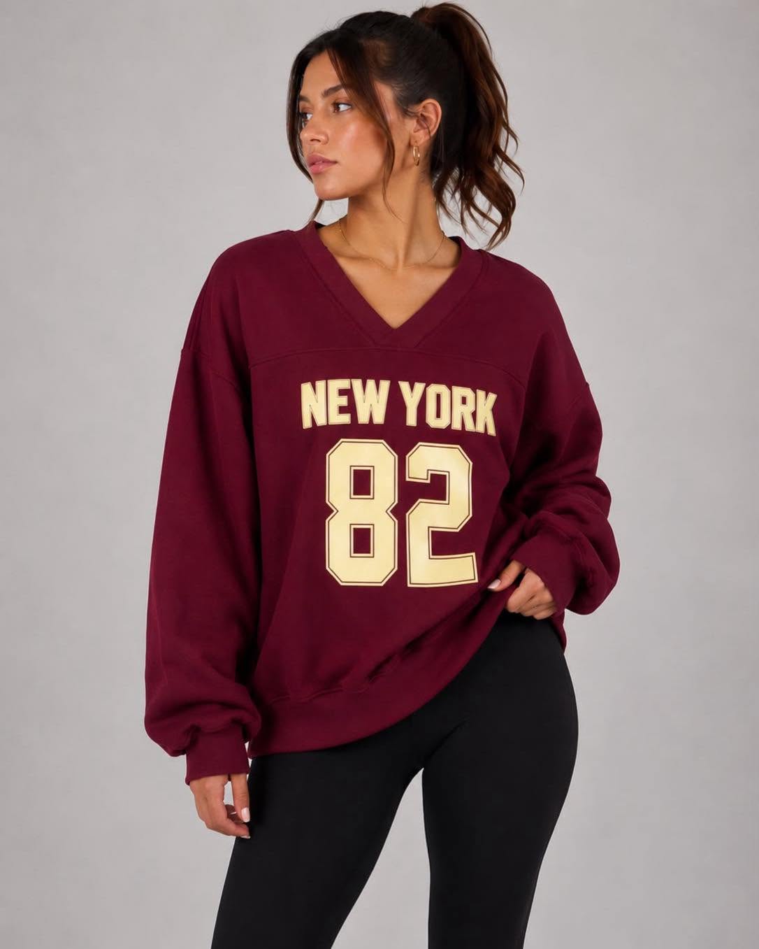 Oversized V-Neck "New York 82" Sweatshirt