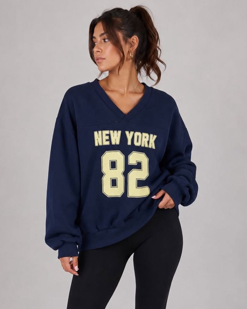 Oversized V-Neck "New York 82" Sweatshirt