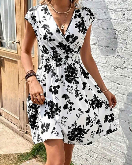 V-Neck Floral Wide And Short Dress