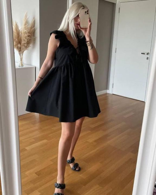Wide Short Dress