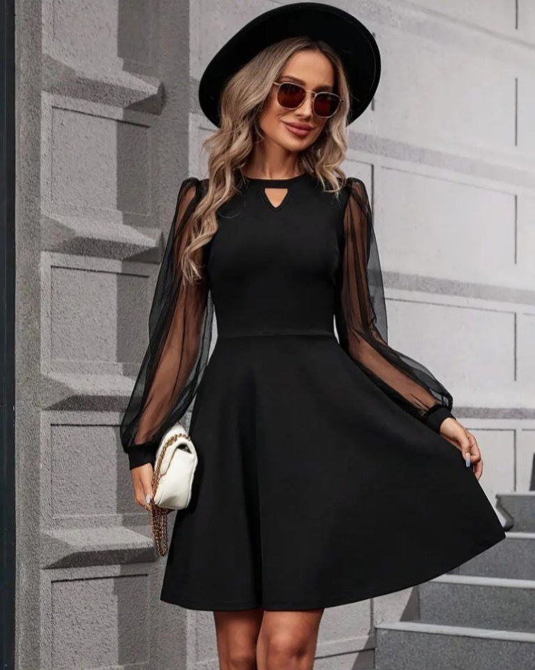 Wide Dress With Chiffon Sleeve