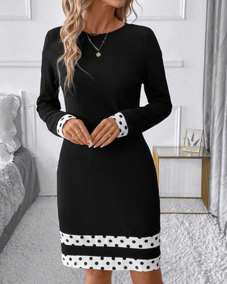 Short Dress Two Colors With Polka-Dot Borders