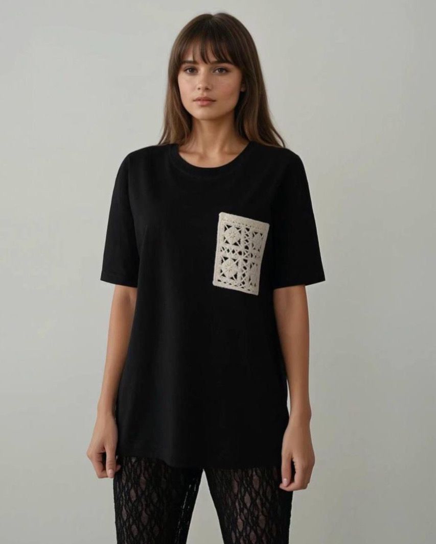 Broderie Pocket T-Shirt