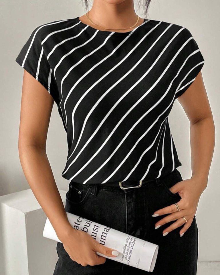 Two Colors Stripped Short Sleeve Top