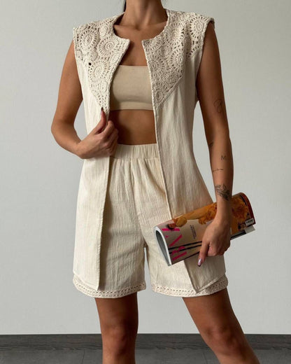 Broderie Gilet With Belt