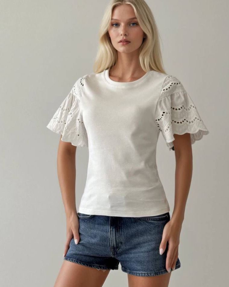 Short Sleeve Top With Broderie