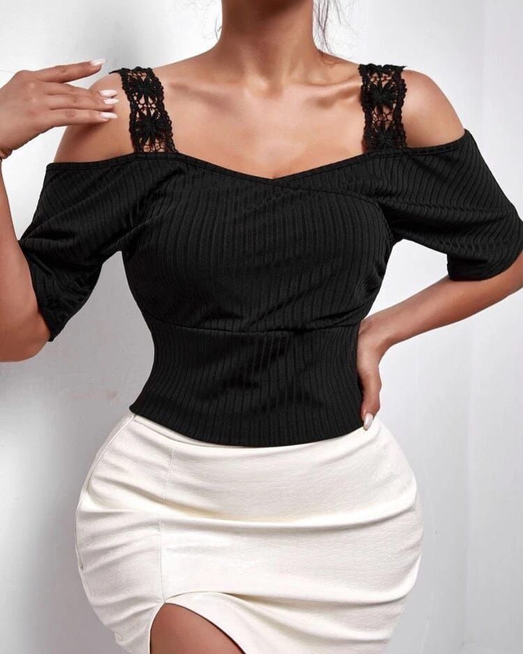 Short Sleeve Top With Laces