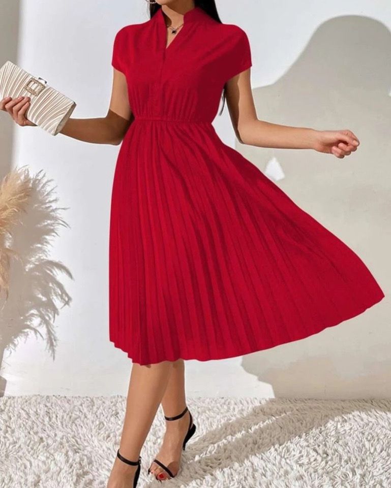 Pleated Elegant Short Sleeve Dress
