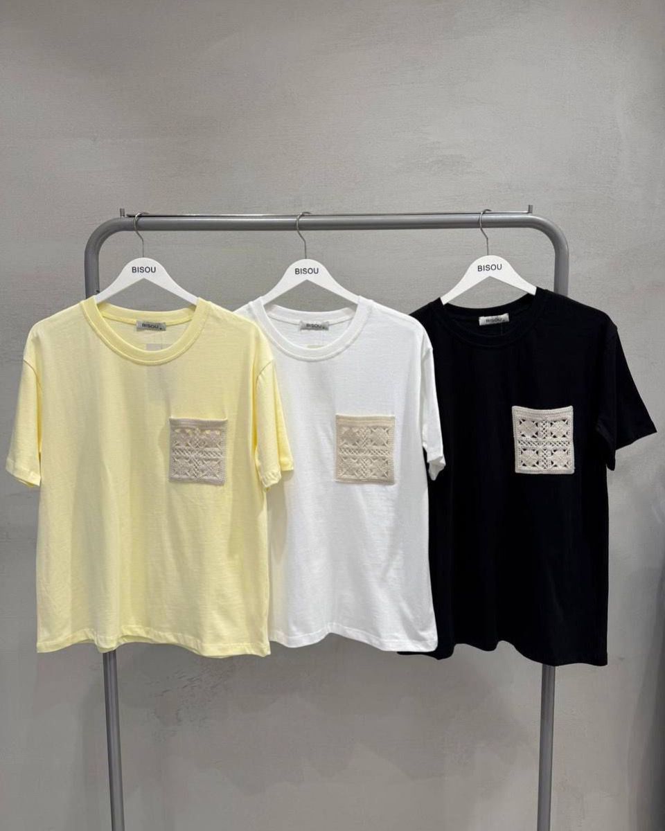 Broderie Pocket T-Shirt