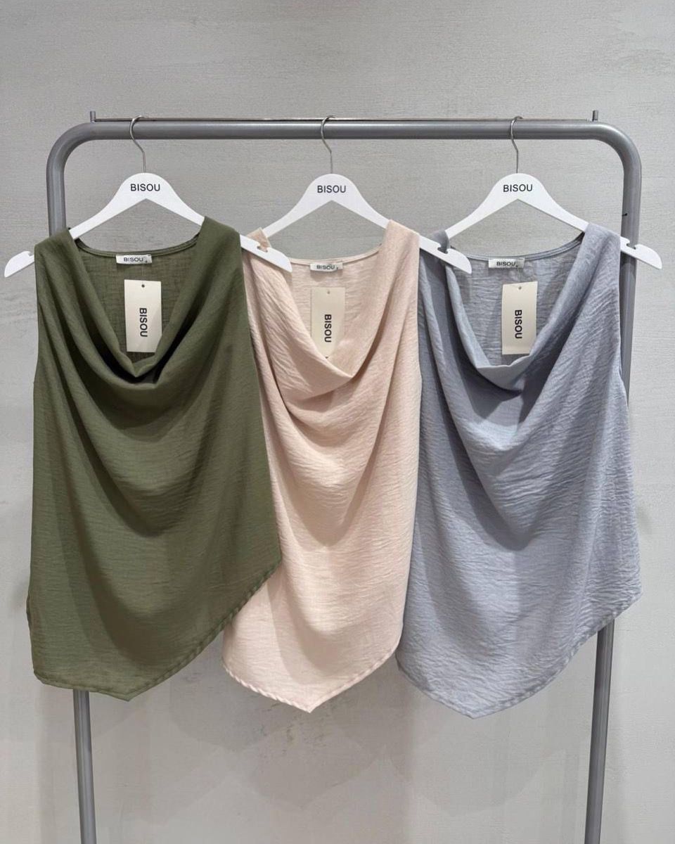 Sleeveless Wide Top