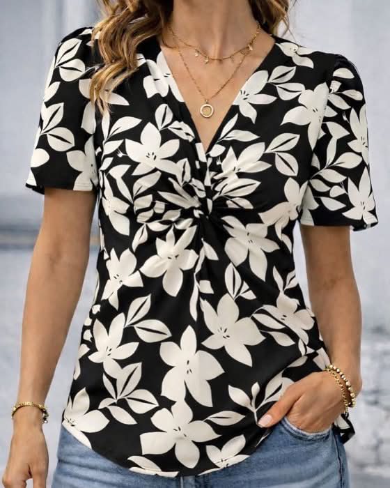 Floral V-Neck Short Sleeve Top