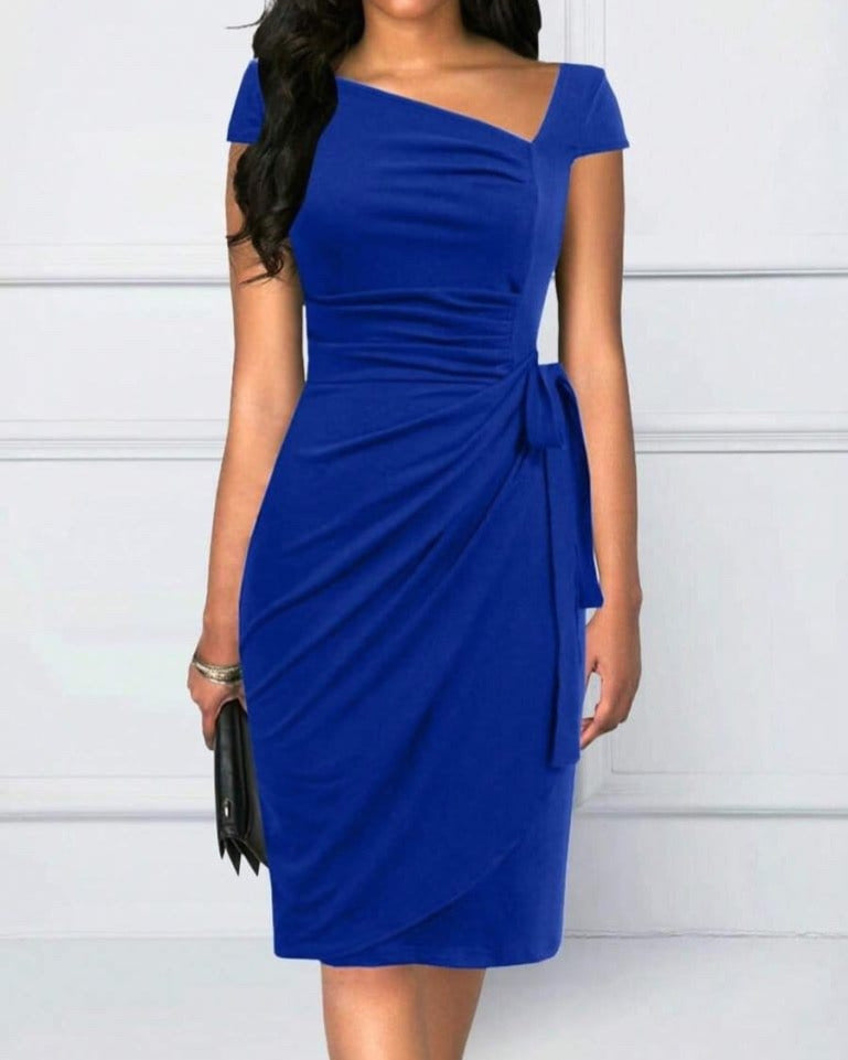 Elegant Short Sleeve Dress With A Tie