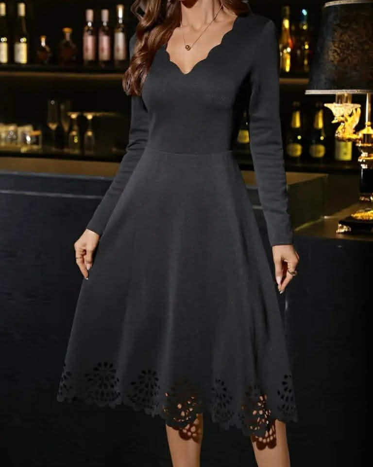 Elegant And Stylish Long Wide Dress