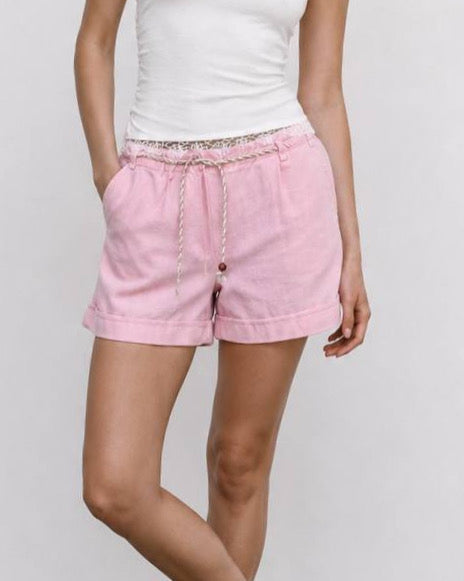 Casual Short With Belt