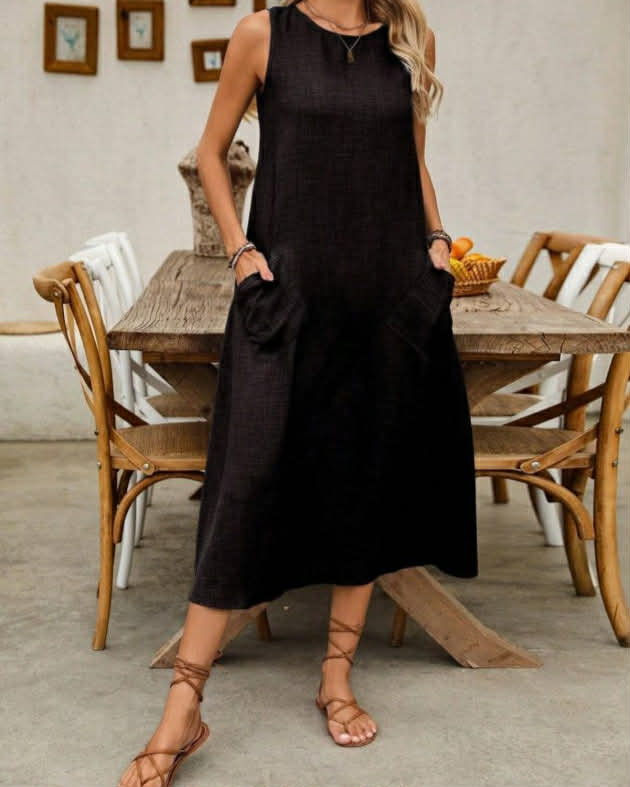 Wide Cut Dress With Two Pockets