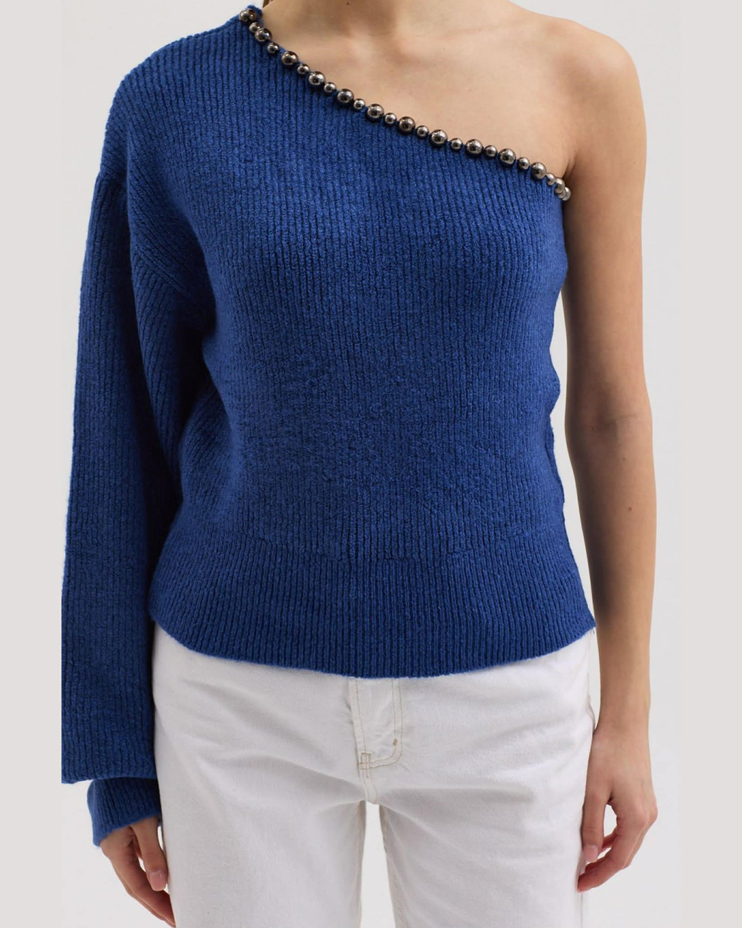 One Sleeve Wool Blouse With Pearls